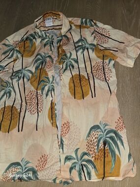 Zara Cream Palm-Print Button-Down Shirt with Mustard Accents Womens L COTTON